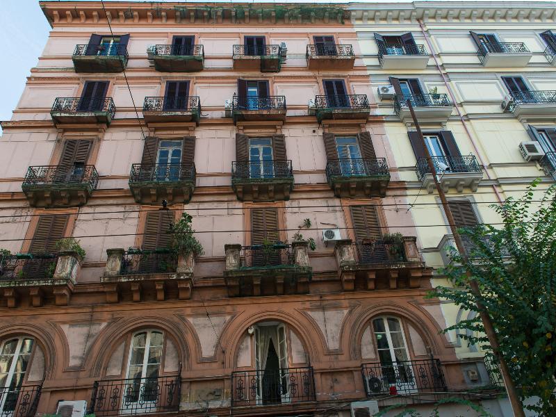 Napoli'S Gold Hotell Eksteriør bilde